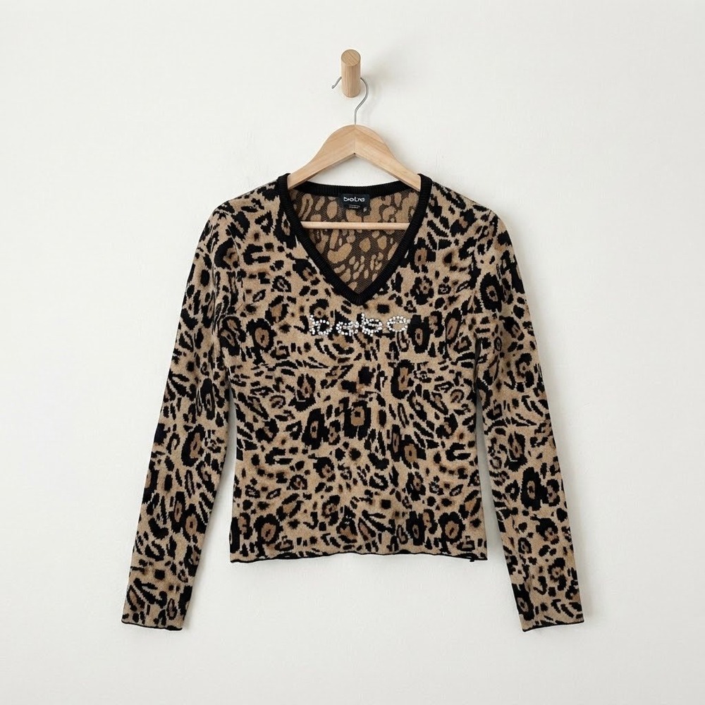Bebe Womens M Leopard Print V-Neck Sweater Rhinestone Logo Brown Y2K Glam Baddie